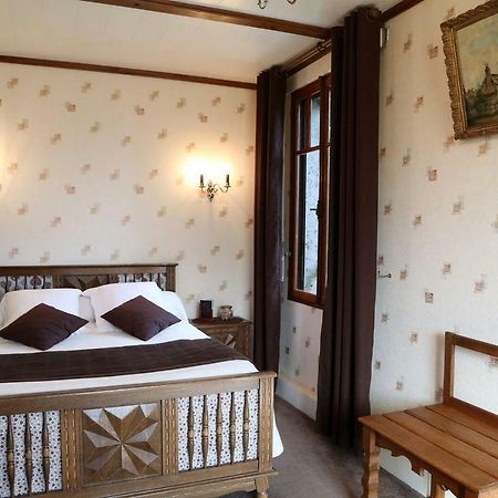 Bed and Breakfast Le Robinson à Mezieres-sur-Oise Extérieur photo